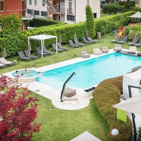 Enjoy Garda Hotel Пескьера-дель-Гарда Экстерьер фото