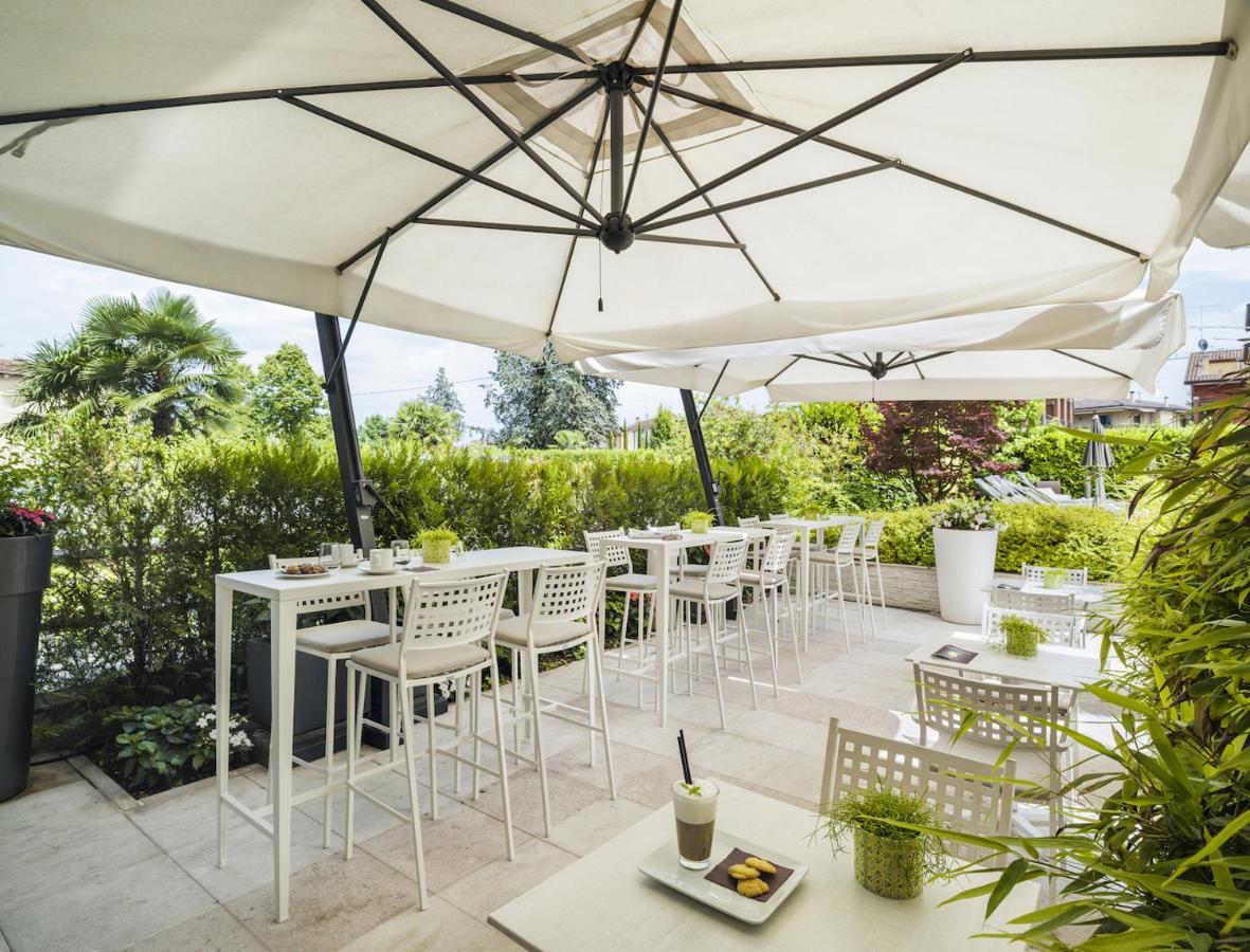 Enjoy Garda Hotel Пескьера-дель-Гарда Экстерьер фото